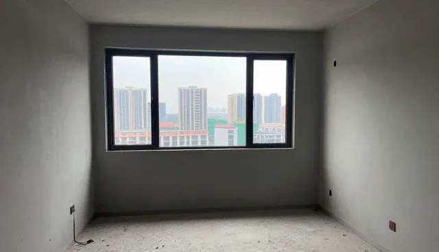 企业管理系统在团队协作中的性能表现与适用条件分析